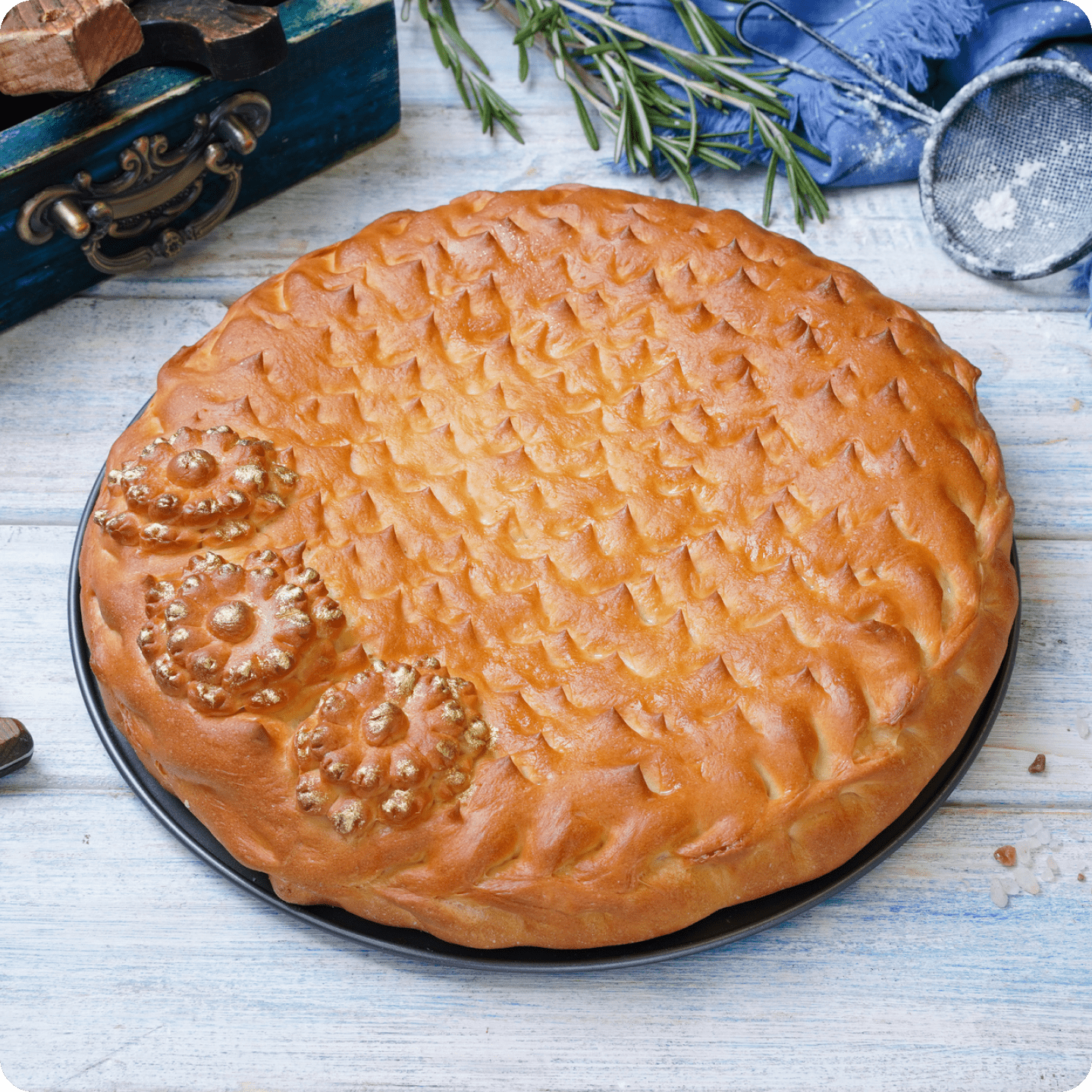Пирог с горбушей и рисом