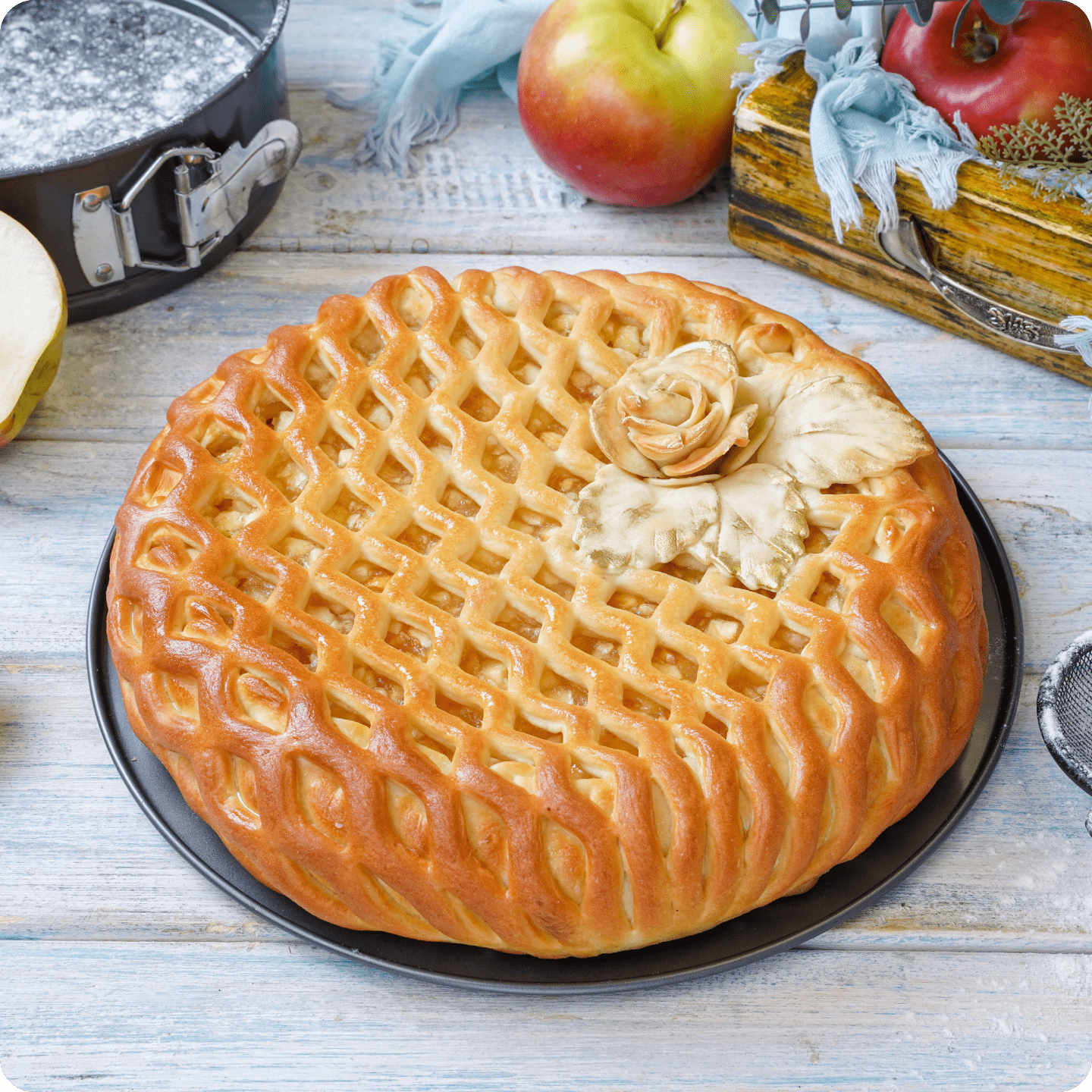 Пирог с яблоками